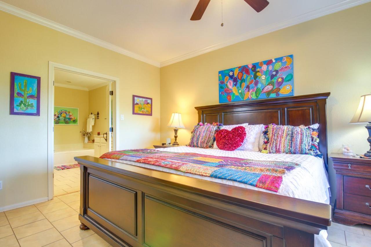 Lakefront Lago Vista Condo With Resort Amenities! المظهر الخارجي الصورة
